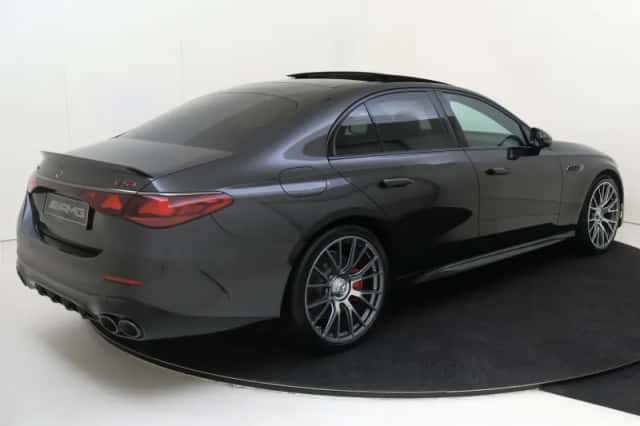 Mercedes-Benz E-Klasse (2025) thumbnail 2