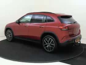Mercedes-Benz EQA thumbnail 3