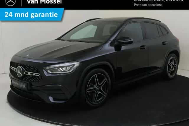 Mercedes-Benz GLA (2020) thumbnail 1