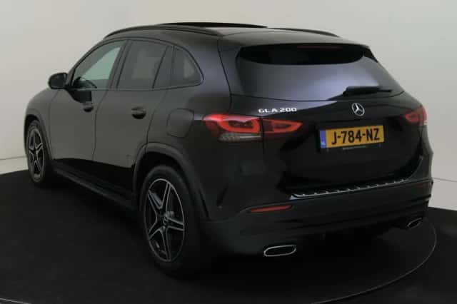 Mercedes-Benz GLA (2020) thumbnail 7