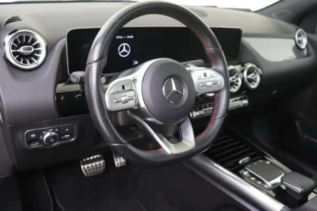 Mercedes-Benz GLA (2020) thumbnail 10