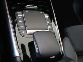 Mercedes-Benz GLA thumbnail 24