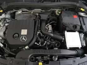 Mercedes-Benz GLA thumbnail 5