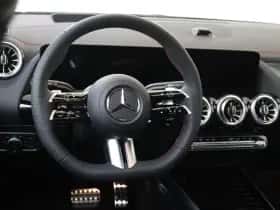 Mercedes-Benz EQA thumbnail 10