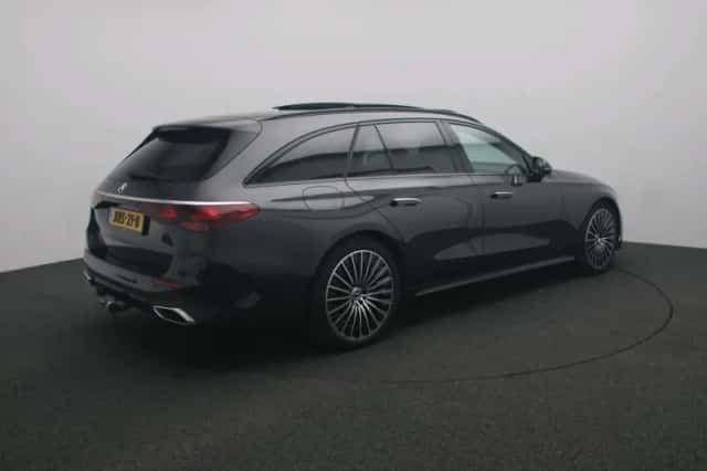 Mercedes-Benz E-Klasse (2025) thumbnail 5