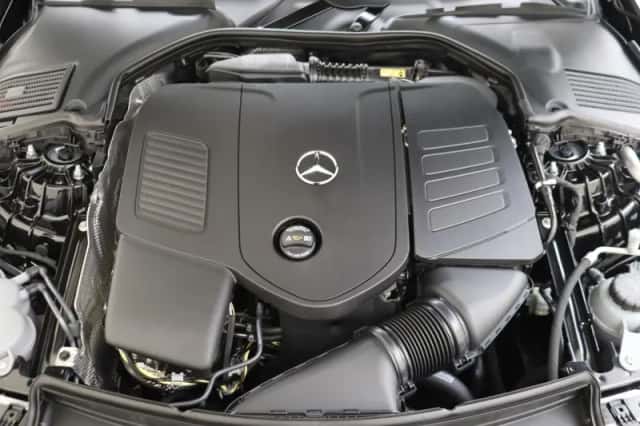 Mercedes-Benz C-Klasse (2025) thumbnail 3
