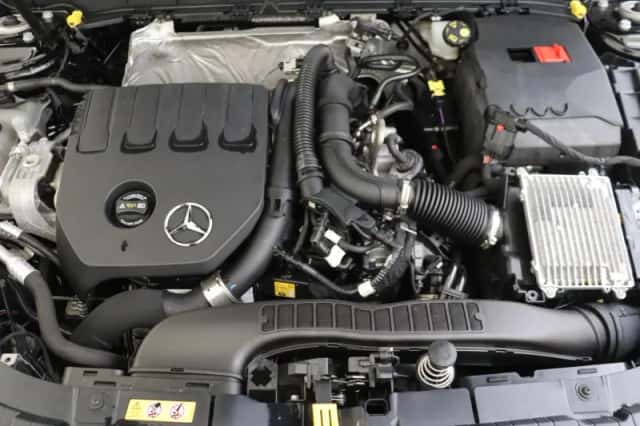 Mercedes-Benz GLB-Klasse (2024) thumbnail 5