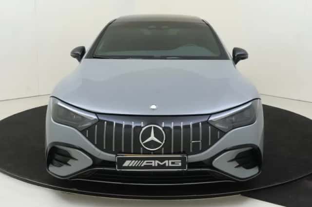 Mercedes-Benz EQE (2024) thumbnail 6