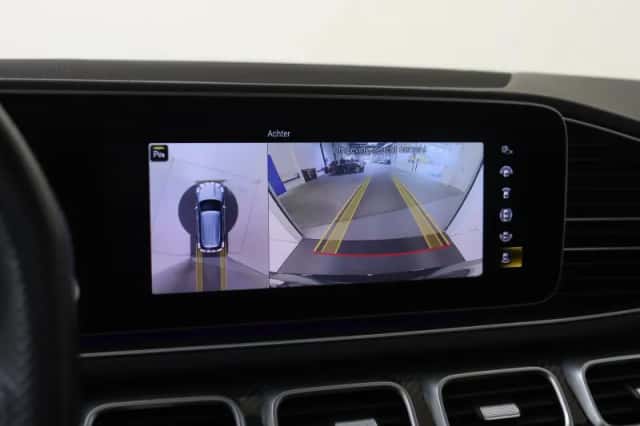Mercedes-Benz GLE (2022) thumbnail 28