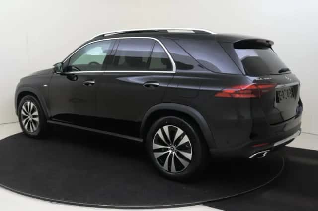 Mercedes-Benz GLE (2025) thumbnail 3