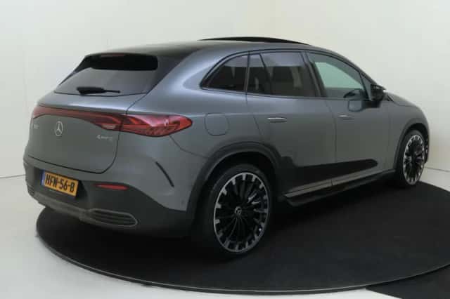 Mercedes-Benz EQE (2025) thumbnail 4