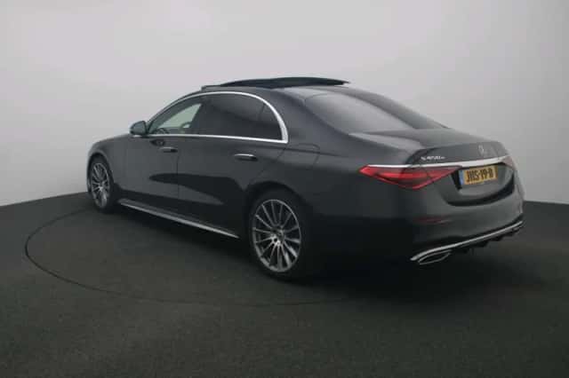 Mercedes-Benz S-Klasse (2025) thumbnail 2