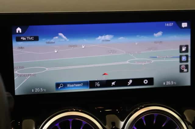 Mercedes-Benz EQA (2021) thumbnail 17