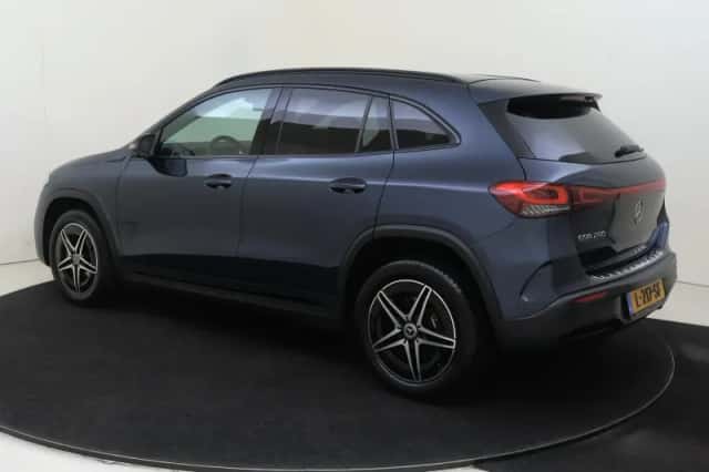 Mercedes-Benz EQA (2021) thumbnail 3
