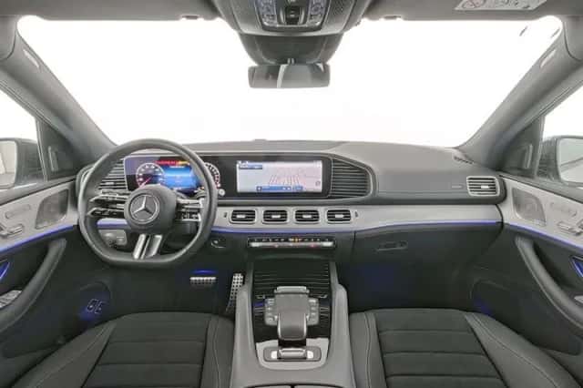 Mercedes-Benz GLE (2025) thumbnail 3