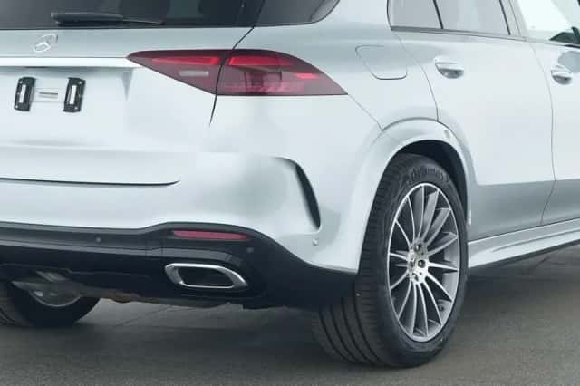 Mercedes-Benz GLE (2025) thumbnail 6