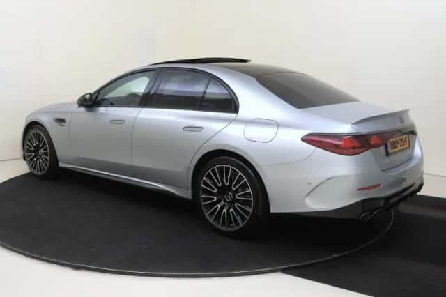 Mercedes-Benz E-Klasse (2025) thumbnail 3