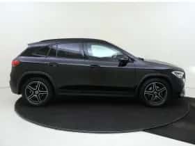 Mercedes-Benz GLA (2021) thumbnail 9