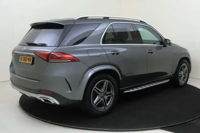 Mercedes-Benz GLE (2021) thumbnail 4