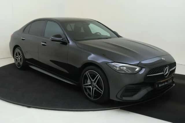 Mercedes-Benz C-Klasse (2023) thumbnail 2