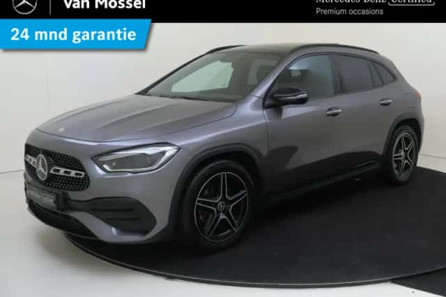 Mercedes-Benz GLA (2022) thumbnail 1