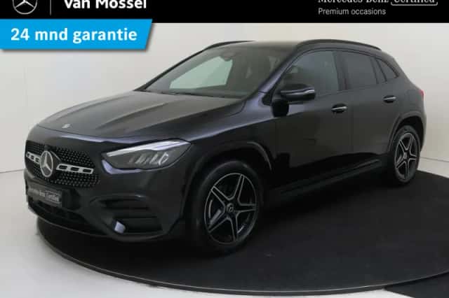 Mercedes-Benz GLA (2025) thumbnail 1