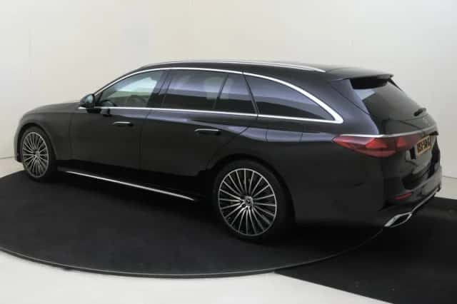 Mercedes-Benz E-Klasse (2023) thumbnail 3