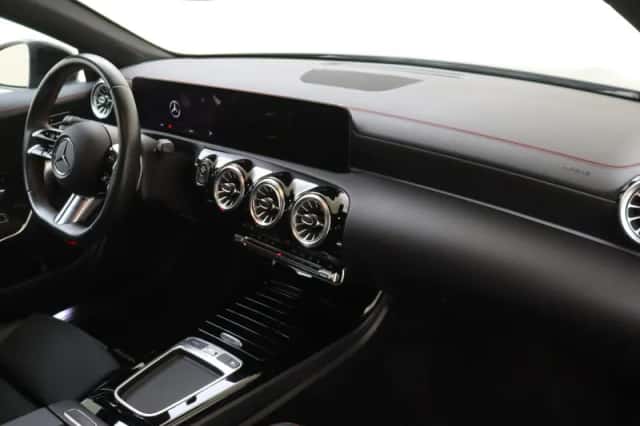 Mercedes-Benz CLA-Klasse (2024) thumbnail 5