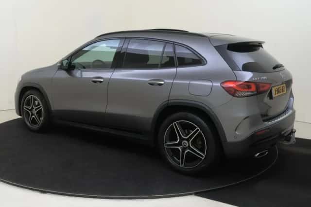 Mercedes-Benz GLA (2020) thumbnail 3