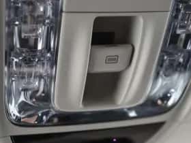 Mercedes-Benz GLE thumbnail 35