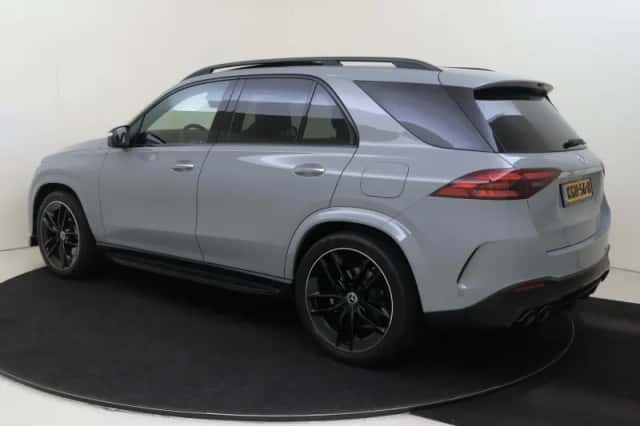 Mercedes-Benz GLE (2025) thumbnail 3