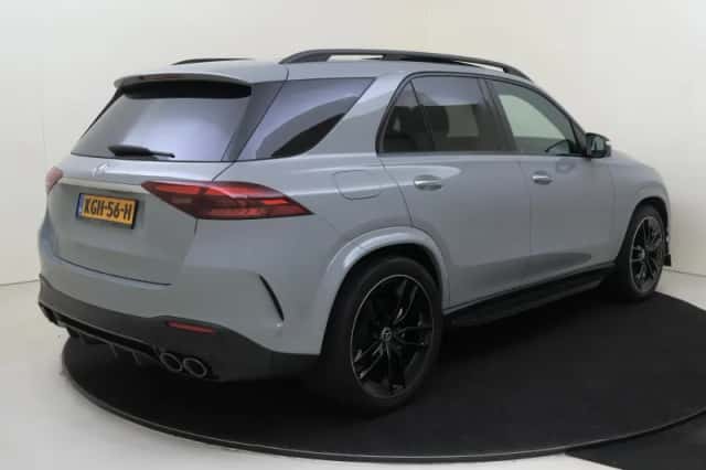 Mercedes-Benz GLE (2025) thumbnail 4