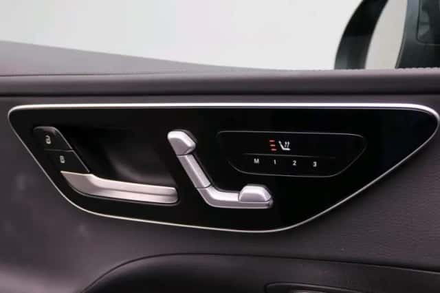 Mercedes-Benz C-Klasse (2025) thumbnail 4