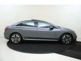 Mercedes-Benz EQE (2024) thumbnail 9