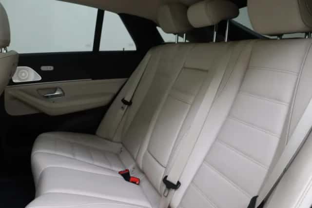 Mercedes-Benz GLE (2021) thumbnail 6
