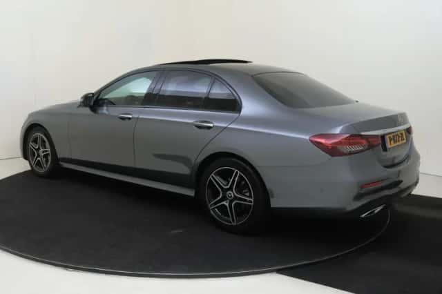 Mercedes-Benz E-Klasse (2022) thumbnail 3