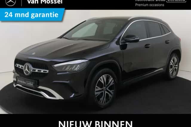 Mercedes-Benz GLA (2023) thumbnail 1
