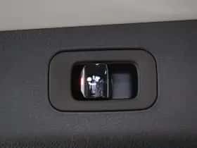 Mercedes-Benz E-Klasse thumbnail 44