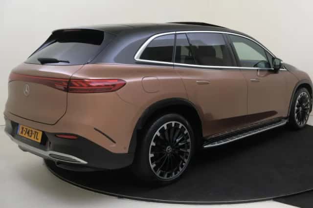 Mercedes-Benz EQS (2024) thumbnail 4