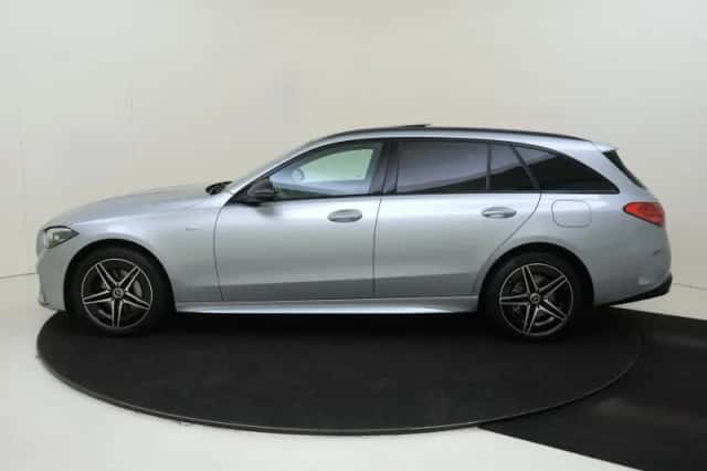 Mercedes-Benz C-Klasse (2025) thumbnail 2