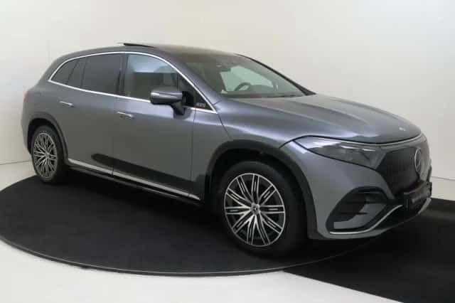 Mercedes-Benz EQS (2023) thumbnail 2