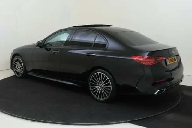 Mercedes-Benz C-Klasse (2023) thumbnail 3