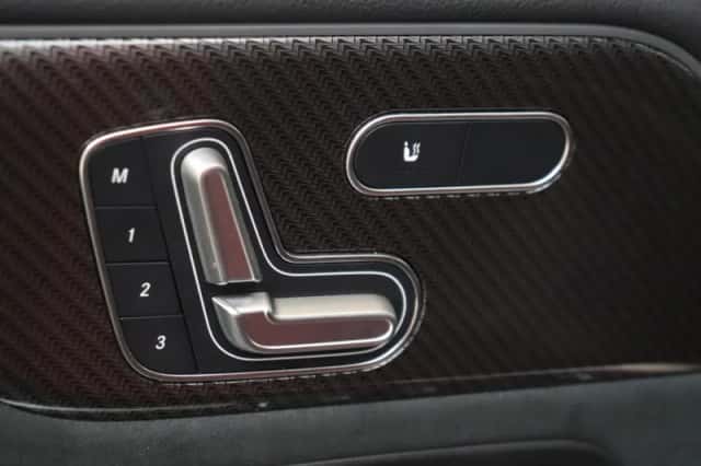 Mercedes-Benz GLA (2023) thumbnail 26