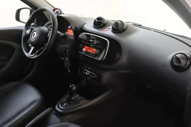 Smart Forfour (2022) thumbnail 5