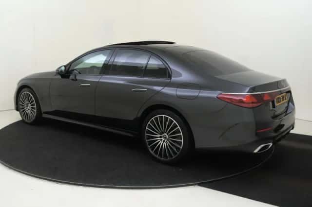 Mercedes-Benz E-Klasse (2025) thumbnail 3