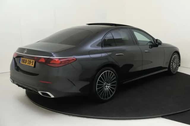 Mercedes-Benz E-Klasse (2025) thumbnail 4