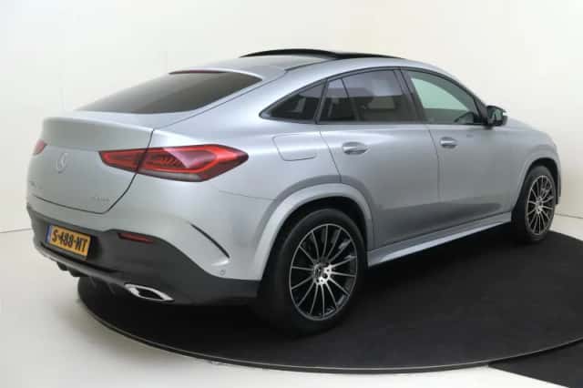 Mercedes-Benz GLE (2023) thumbnail 4