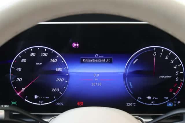 Mercedes-Benz S-Klasse (2024) thumbnail 12