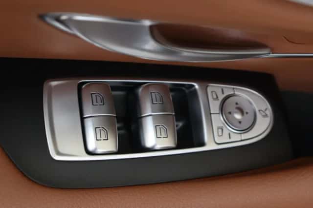 Mercedes-Benz E-Klasse (2020) thumbnail 27