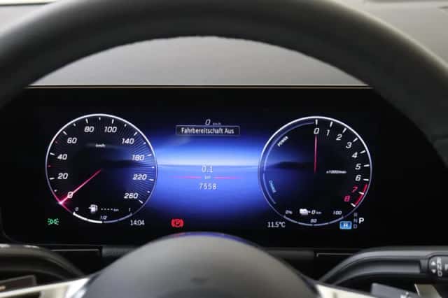 Mercedes-Benz GLA (2025) thumbnail 15